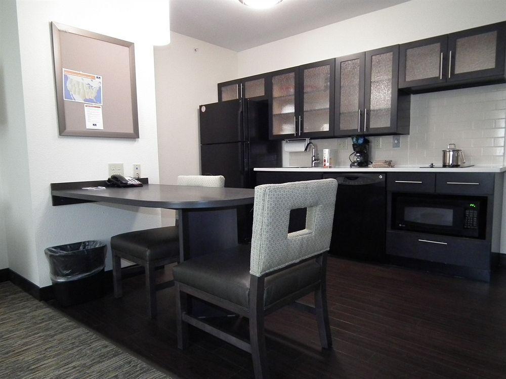 Candlewood By Ihg